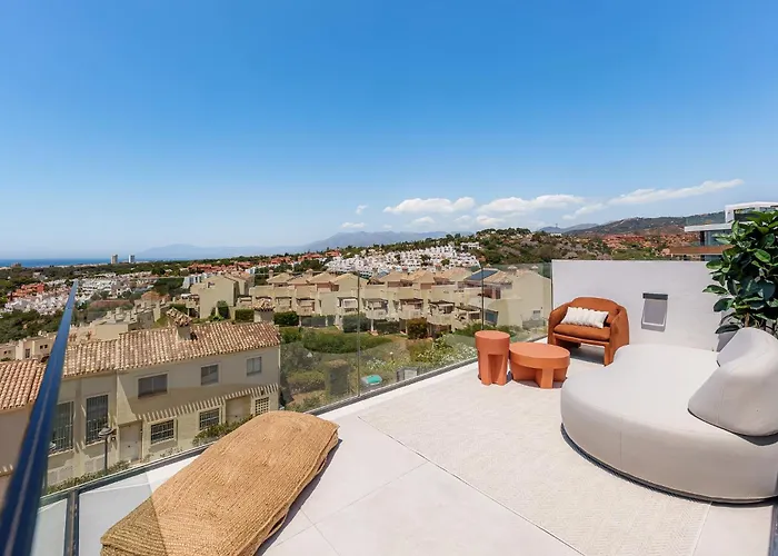 Vida - Luxury Panorama Seaview Penthouse In Organic-boho Design With Pool, Gym, Apartmán Marbella